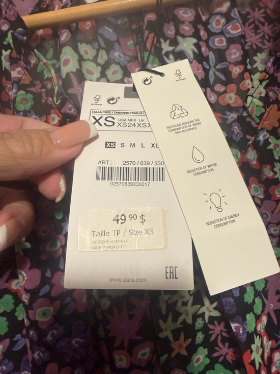 Zara Black Multicolor Floral Ruffle-Cuff Cropped Blouse - Picture 4 of 7